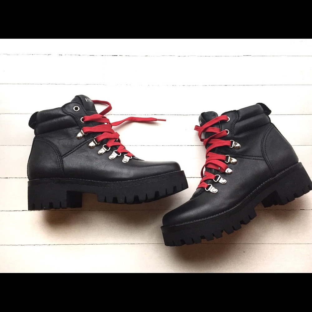 NEW WOMENS STEVE MADDEN BOOTS